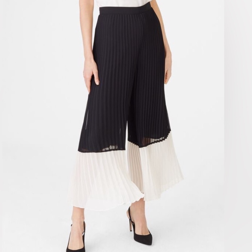 Club Monaco NEW Jessyn Elegant Black and White Pleated Culottes Pants